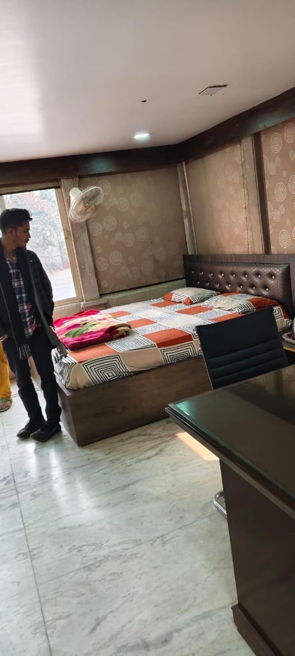 Hotel Triveni Darshan Prayagraj Esterno foto